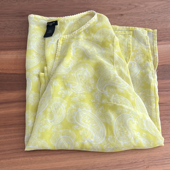 NWOT Ann Taylor Top  / Size XS Excellent Condition - Picture 9 of 9